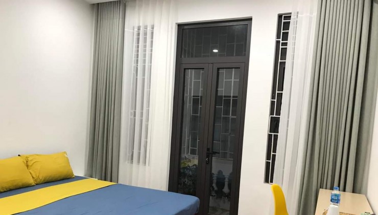 CC Cho thuê nhà gần ngõ 40 phố Cự Lộc, Thanh Xuân, Hà Nội. DT 50mx4 tầng, giá 12,5 triệu/tháng.